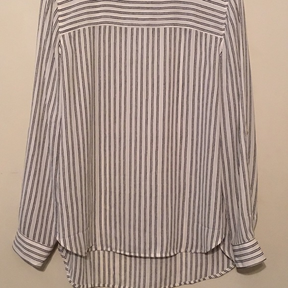 LOFT blouse - Picture 3 of 7